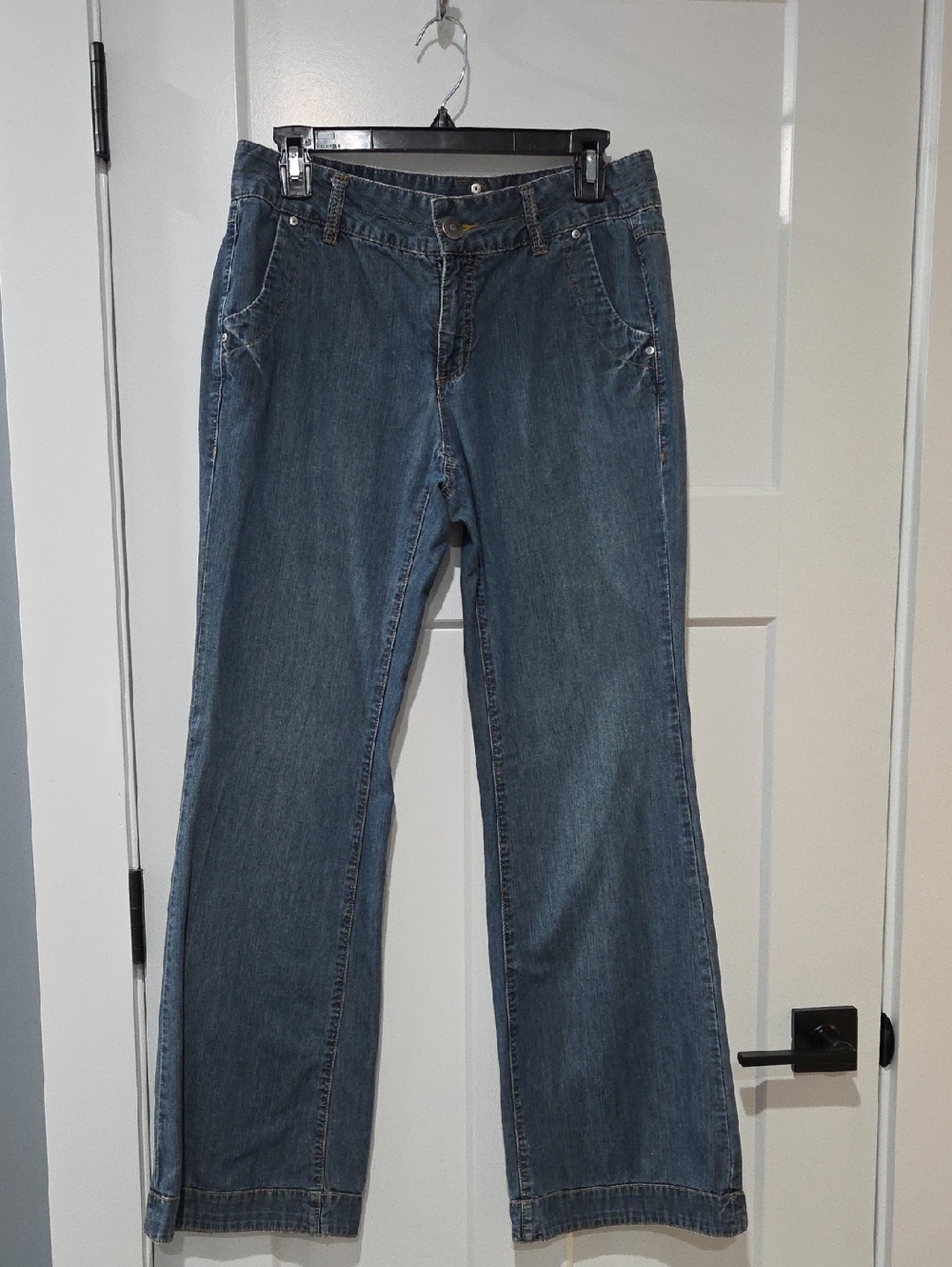 Axcess Women's Wide-Leg Jeans in Medium Blue Denim
